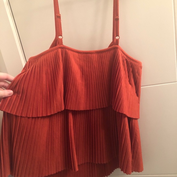 Unique burnt orange tiered tank top - Picture 2 of 4